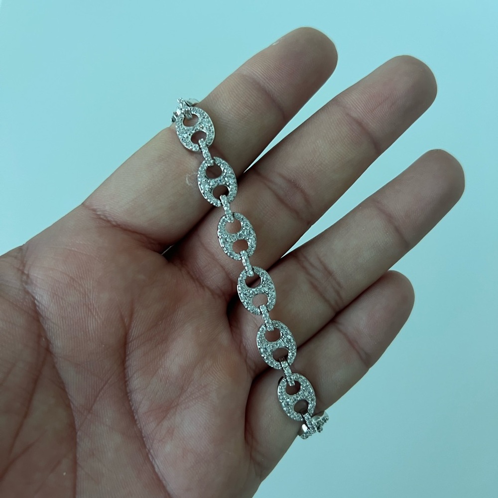 Silver Interlocking Link Bracelet - image 1